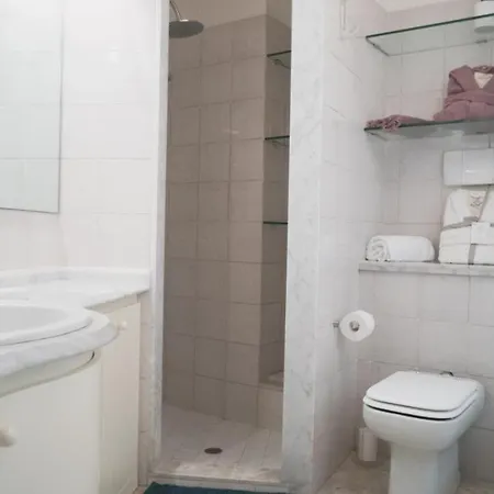 Dream House 2f * קליארי